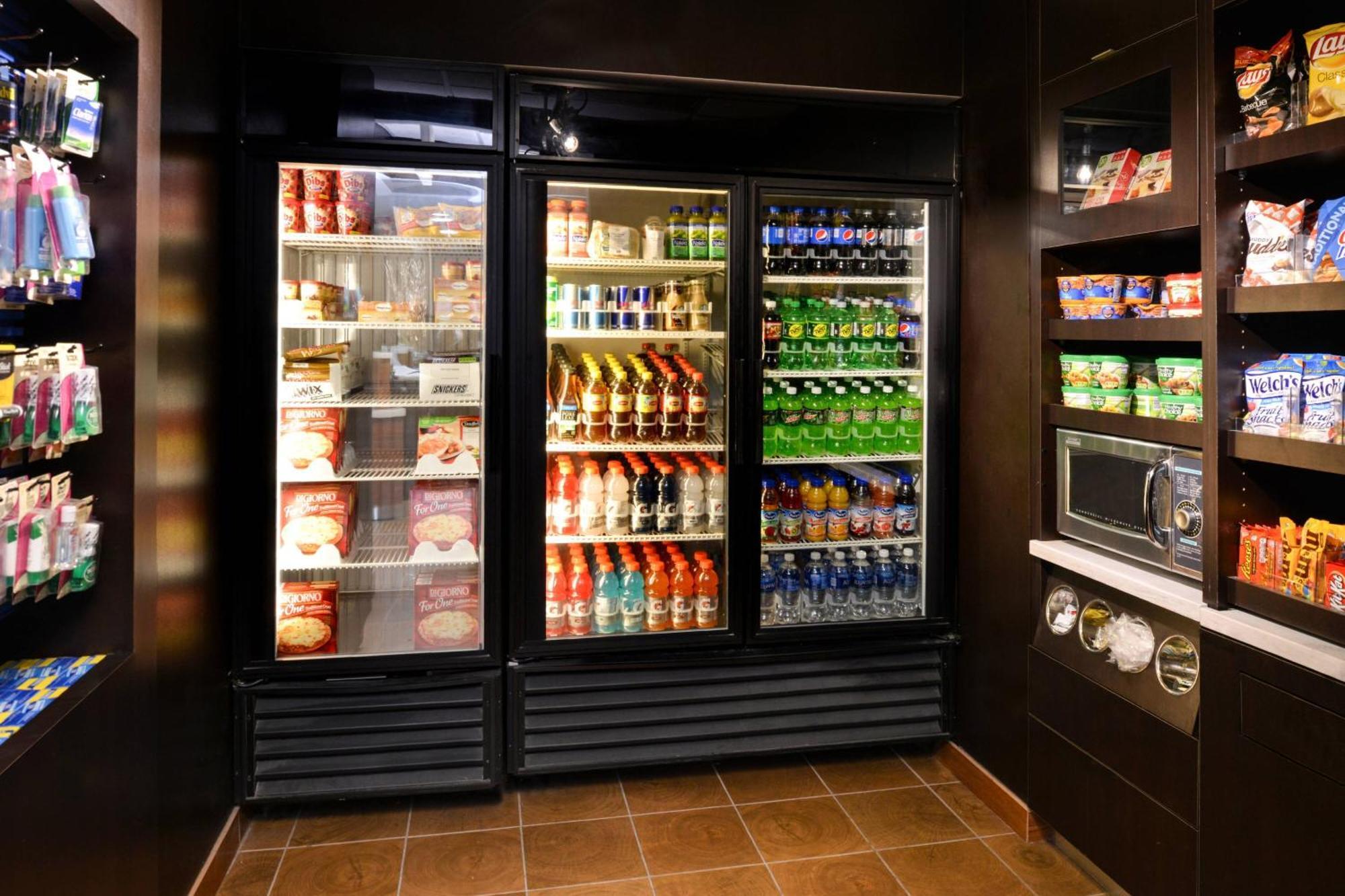 Hotel Courtyard By Marriott Milwaukee North/brown Deer 3*