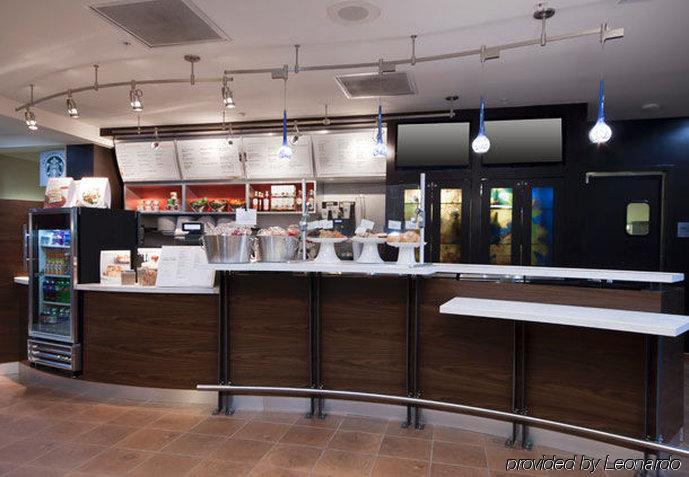 Hotel Courtyard By Marriott Milwaukee North/brown Deer 3*