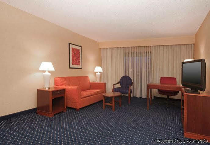 Hotel Courtyard By Marriott Milwaukee North/brown Deer Brown Deer