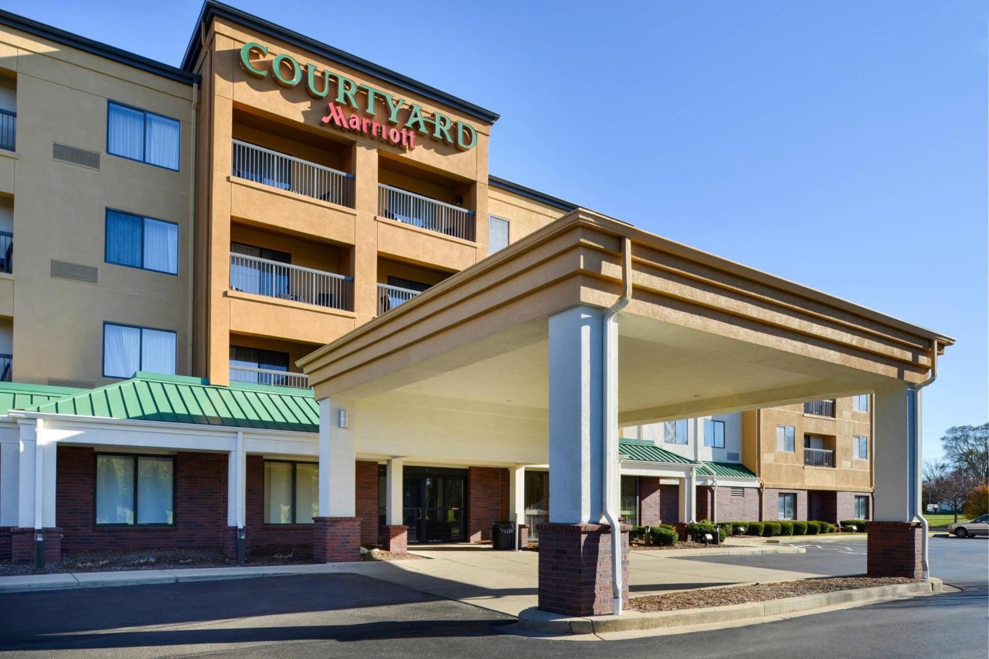 Courtyard By Marriott Milwaukee North/brown Deer 3* Brown Deer