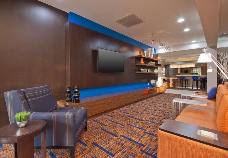 Hotel Courtyard By Marriott Milwaukee North/brown Deer Brown Deer